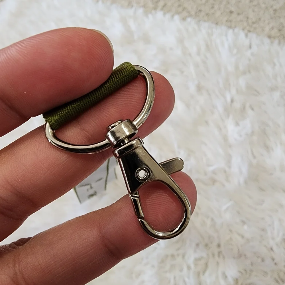 10/$10 - Raw Garden Lanyard for Keys